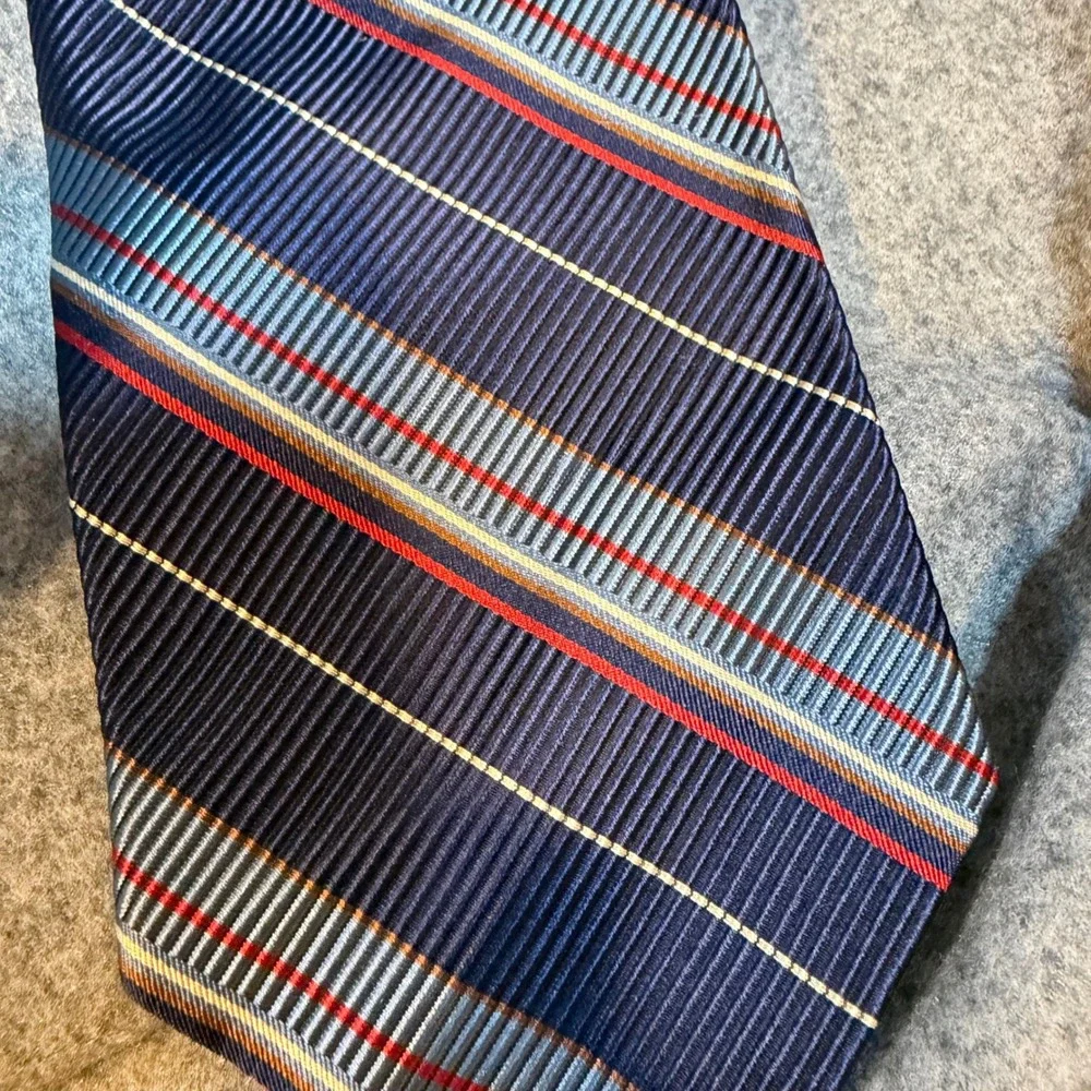 Hickey Freeman Mens Silk Cotton Striped Tie Navy Blue Red Gold Woven in England